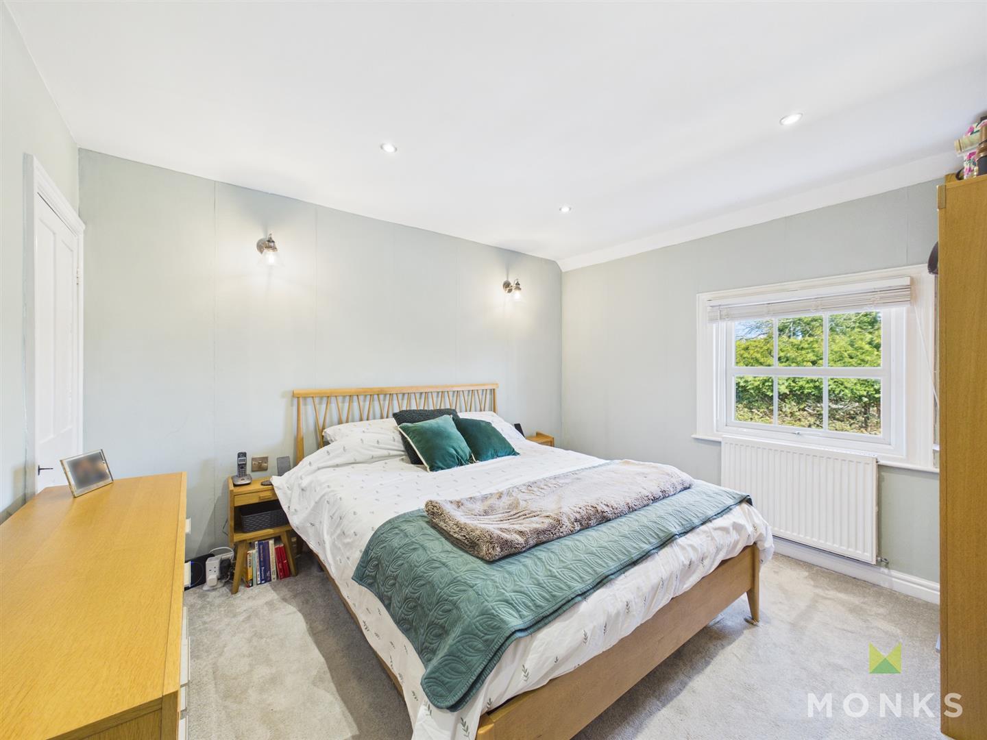 2 The Hollies , Oswestry, SY11 4EH For Sale